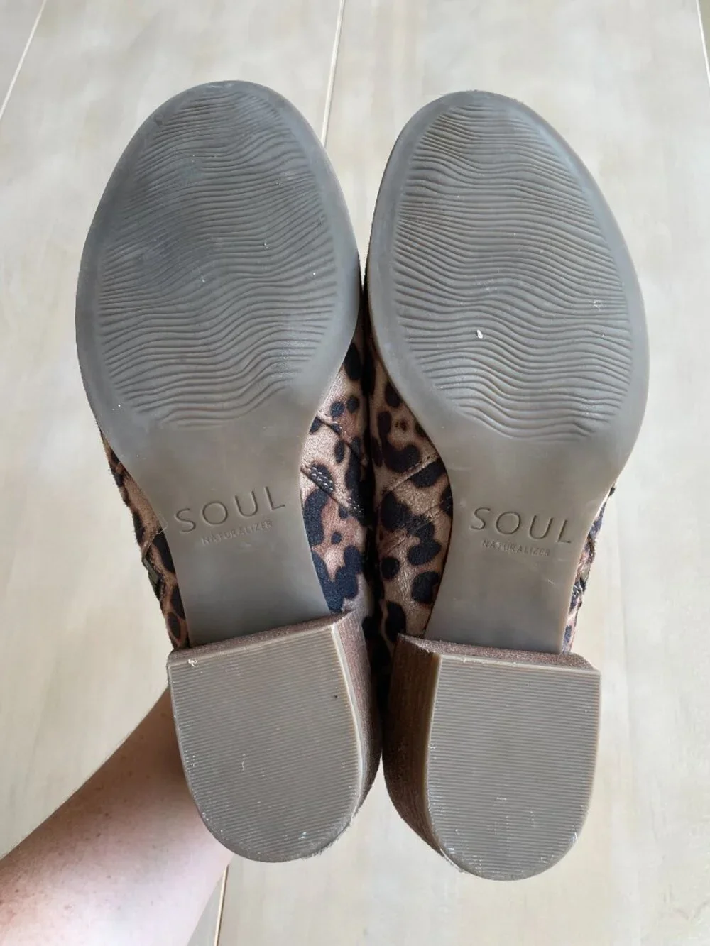 Entire Closet $5! Soul by Naturalizer Dame Cheetah Ankle Zipper Booties Boots
